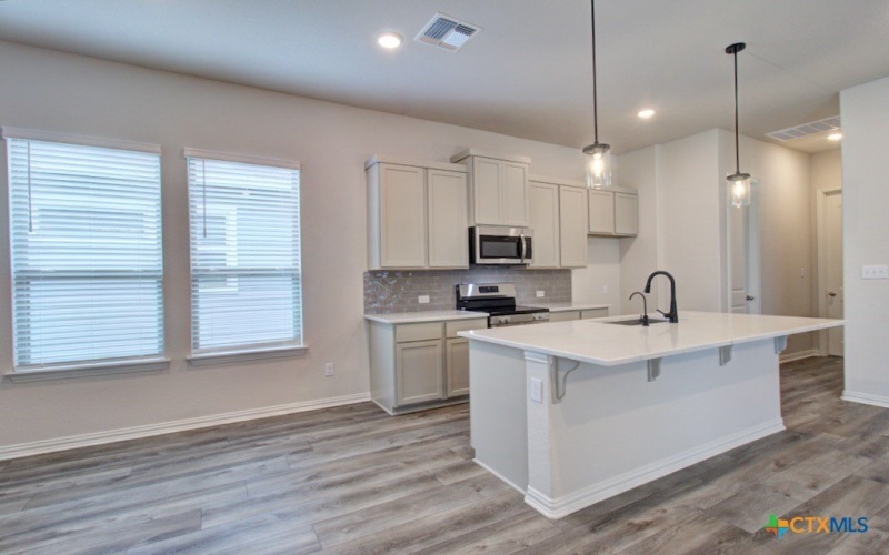 879 Casetta Trail, New Braunfels, TX 78130, 2 Bedrooms Bedrooms, ,2 BathroomsBathrooms,Residential,For Sale,879 Casetta Trail,581582