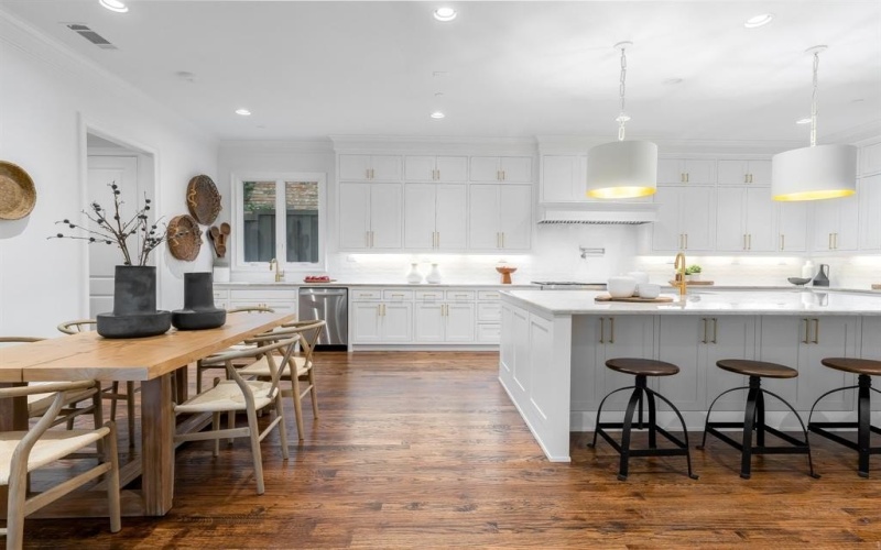 3204 Westminster Avenue, University Park, TX 75205, 6 Bedrooms Bedrooms, ,7 BathroomsBathrooms,Residential,For Sale,3204 Westminster Avenue,20947188