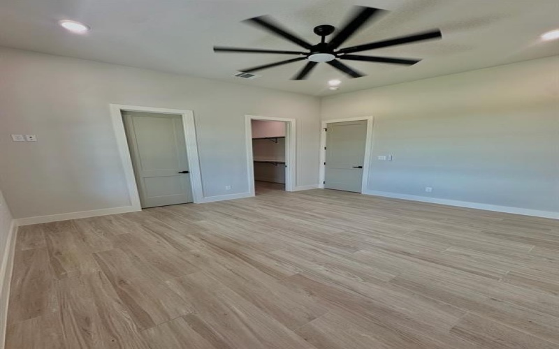 5808 Grey Wolf Court, Fort Worth, TX 76140, 4 Bedrooms Bedrooms, ,6 BathroomsBathrooms,Residential,For Sale,5808 Grey Wolf Court,20948449