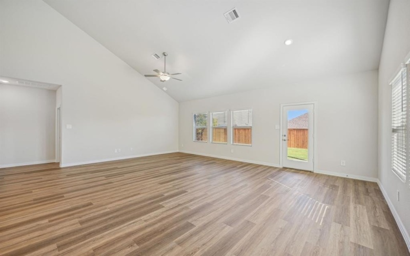 2219 Lone Star Lane, Seagoville, TX 75159, 5 Habitaciones Habitaciones , ,3 BañosBaños,Residential,En Venta,2219 Lone Star Lane,20948389