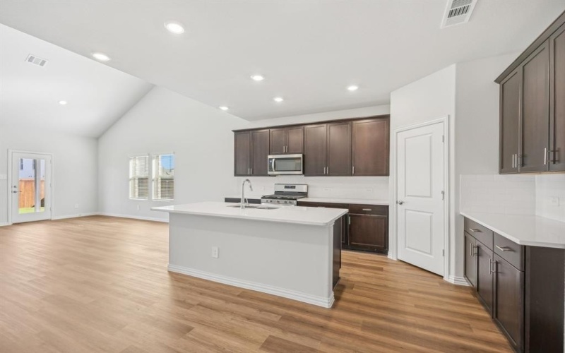 2219 Lone Star Lane, Seagoville, TX 75159, 5 Habitaciones Habitaciones , ,3 BañosBaños,Residential,En Venta,2219 Lone Star Lane,20948389
