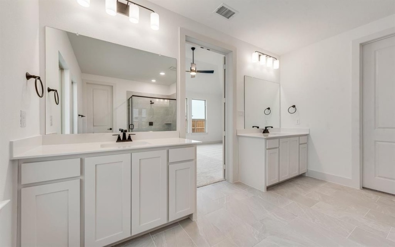 613 Cork Drive, Celina, TX 75009, 4 Bedrooms Bedrooms, ,5 BathroomsBathrooms,Residential,For Sale,613 Cork Drive,20948884