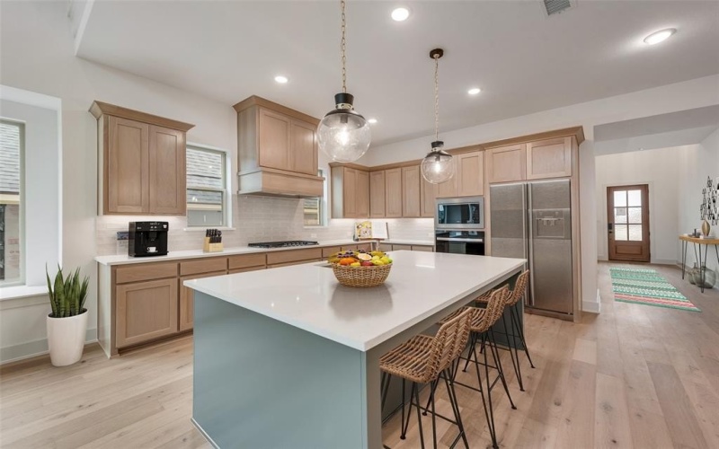 613 Cork Drive, Celina, TX 75009, 4 Bedrooms Bedrooms, ,5 BathroomsBathrooms,Residential,For Sale,613 Cork Drive,20948884