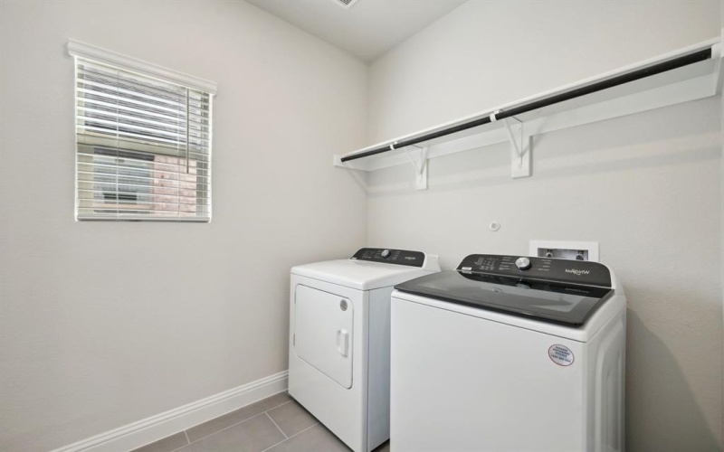 2215 Lone Star Lane, Seagoville, TX 75159, 4 Habitaciones Habitaciones , ,3 BañosBaños,Residential,En Venta,2215 Lone Star Lane,20946067