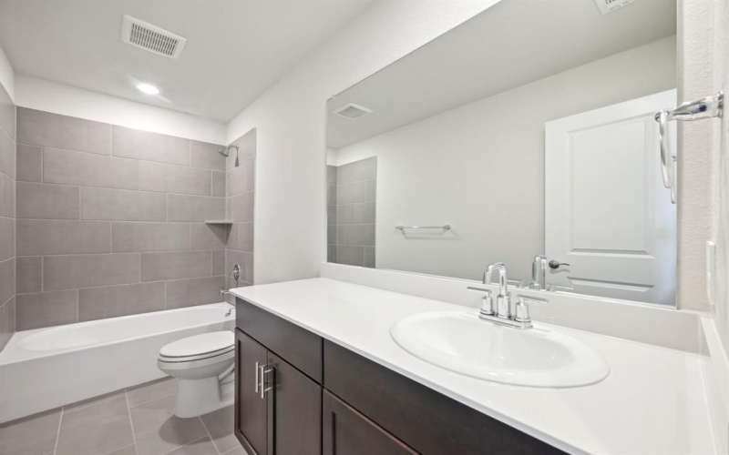 2215 Lone Star Lane, Seagoville, TX 75159, 4 Habitaciones Habitaciones , ,3 BañosBaños,Residential,En Venta,2215 Lone Star Lane,20946067