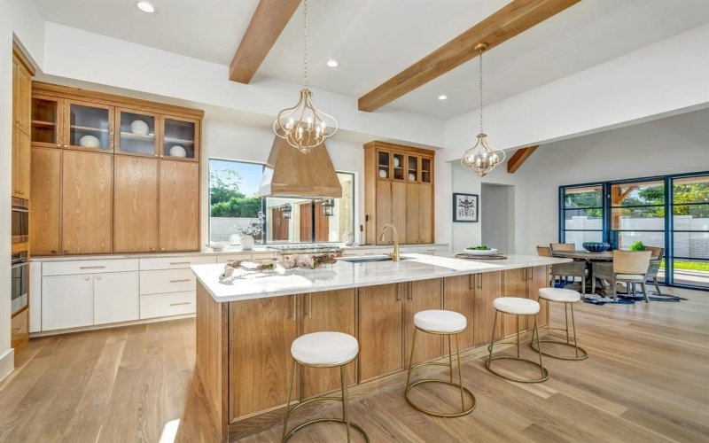 4633 Willow Lane, Dallas, TX 75244, 5 Bedrooms Bedrooms, ,6 BathroomsBathrooms,Residential,For Sale,4633 Willow Lane,20934436
