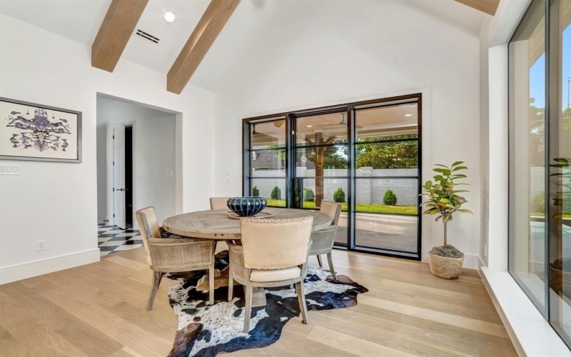 4633 Willow Lane, Dallas, TX 75244, 5 Bedrooms Bedrooms, ,6 BathroomsBathrooms,Residential,For Sale,4633 Willow Lane,20934436