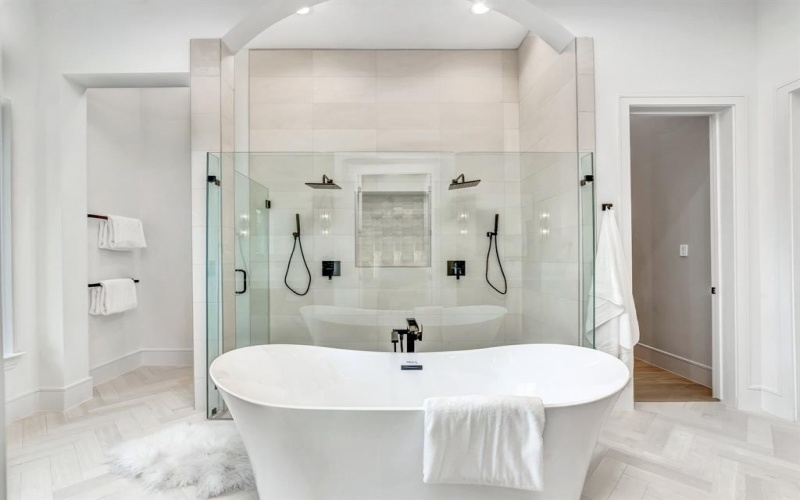 4633 Willow Lane, Dallas, TX 75244, 5 Bedrooms Bedrooms, ,6 BathroomsBathrooms,Residential,For Sale,4633 Willow Lane,20934436