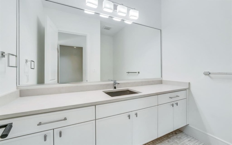 4633 Willow Lane, Dallas, TX 75244, 5 Bedrooms Bedrooms, ,6 BathroomsBathrooms,Residential,For Sale,4633 Willow Lane,20934436