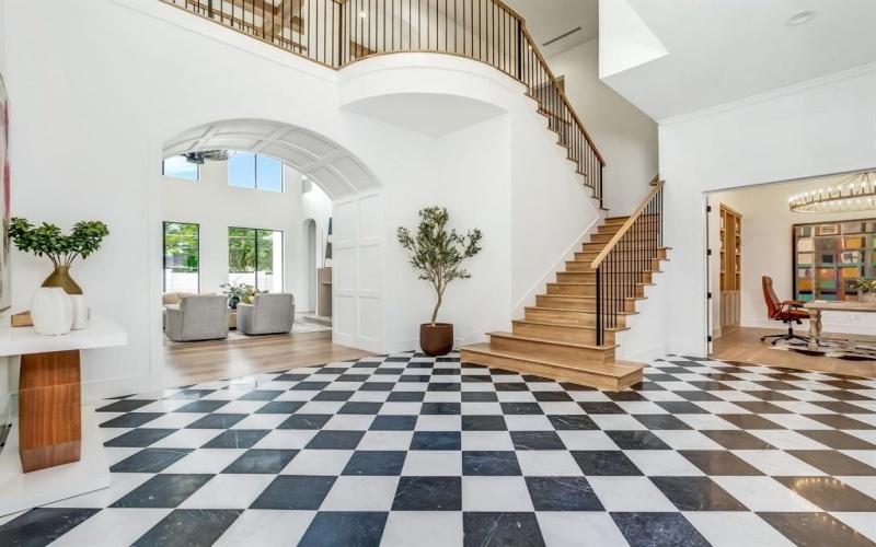 4633 Willow Lane, Dallas, TX 75244, 5 Bedrooms Bedrooms, ,6 BathroomsBathrooms,Residential,For Sale,4633 Willow Lane,20934436