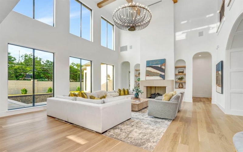 4633 Willow Lane, Dallas, TX 75244, 5 Bedrooms Bedrooms, ,6 BathroomsBathrooms,Residential,For Sale,4633 Willow Lane,20934436