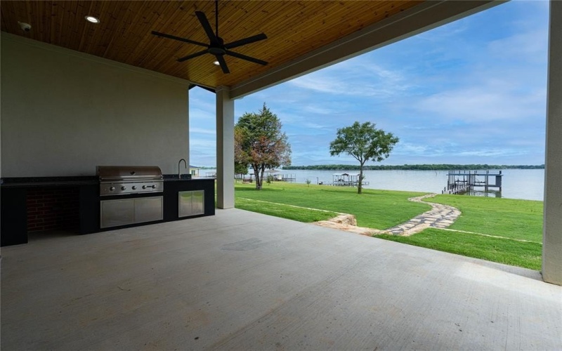 733 El Barco, Corsicana, TX 75109, 9 Bedrooms Bedrooms, ,7 BathroomsBathrooms,Residential,For Sale,733 El Barco,20941458