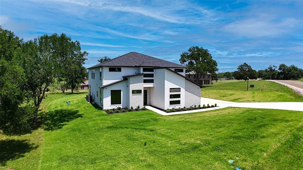 321 El Barco, Corsicana, TX 75109, 5 Bedrooms Bedrooms, ,6 BathroomsBathrooms,Residential,For Sale,321 El Barco,20944228