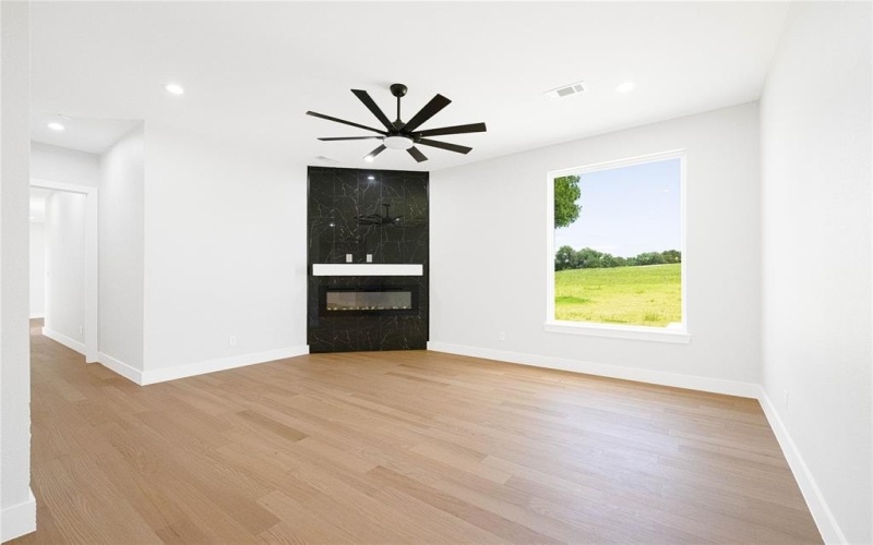 321 El Barco, Corsicana, TX 75109, 5 Bedrooms Bedrooms, ,6 BathroomsBathrooms,Residential,For Sale,321 El Barco,20944228