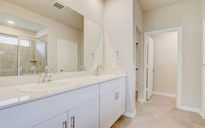 2221 Lone Star Lane, Seagoville, TX 75159, 4 Bedrooms Bedrooms, ,3 BathroomsBathrooms,Residential,For Sale,2221 Lone Star Lane,20946064