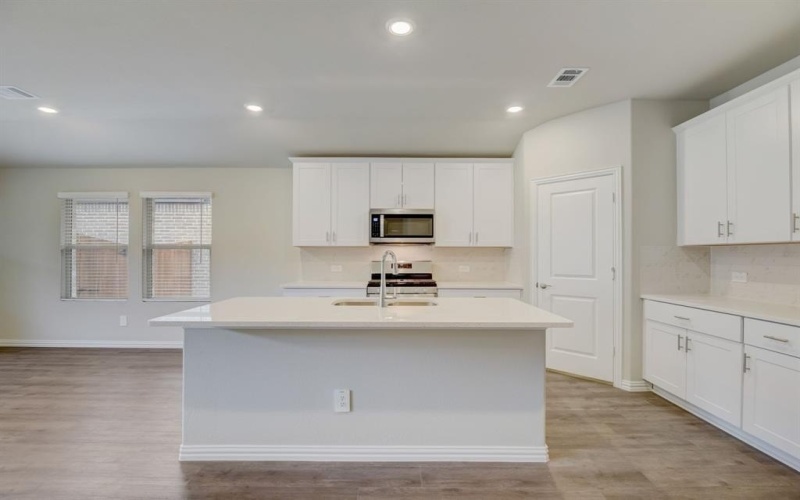 2221 Lone Star Lane, Seagoville, TX 75159, 4 Bedrooms Bedrooms, ,3 BathroomsBathrooms,Residential,For Sale,2221 Lone Star Lane,20946064