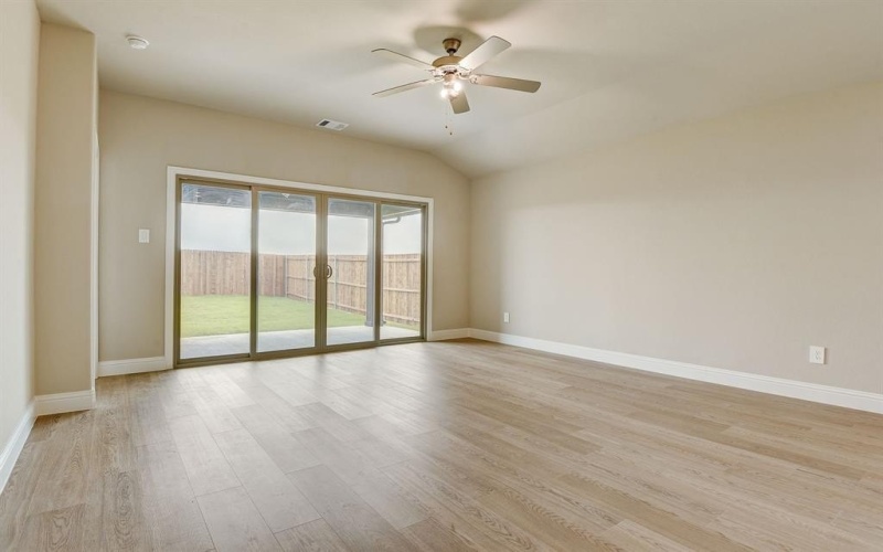 2217 Lone Star Lane, Seagoville, TX 75159, 3 Bedrooms Bedrooms, ,2 BathroomsBathrooms,Residential,For Sale,2217 Lone Star Lane,20946065