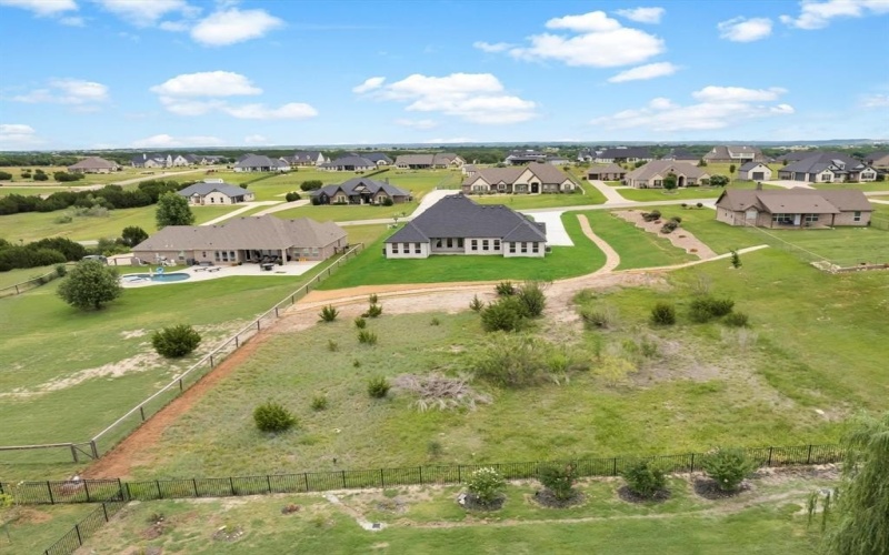213 Martin Drive, Granbury, TX 76049, 4 Bedrooms Bedrooms, ,3 BathroomsBathrooms,Residential,For Sale,213 Martin Drive,20949068