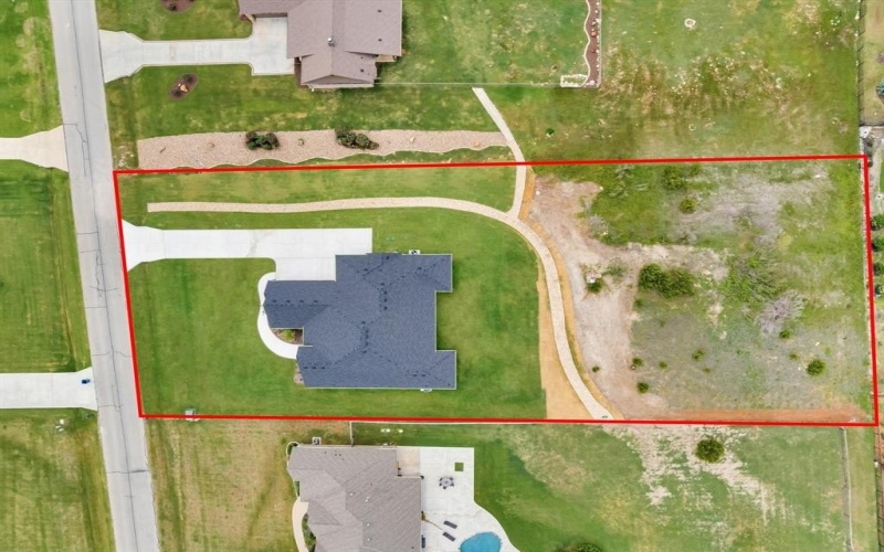 213 Martin Drive, Granbury, TX 76049, 4 Bedrooms Bedrooms, ,3 BathroomsBathrooms,Residential,For Sale,213 Martin Drive,20949068