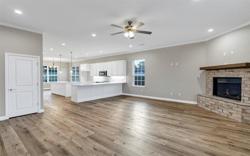 5128 Country Club Drive, Granbury, TX 76049, 4 Habitaciones Habitaciones , ,3 BañosBaños,Residential,En Venta,5128 Country Club Drive,20949559
