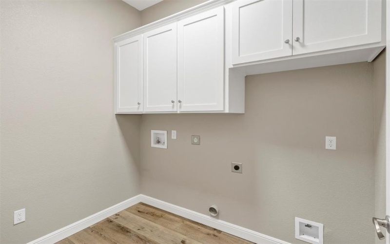 5128 Country Club Drive, Granbury, TX 76049, 4 Habitaciones Habitaciones , ,3 BañosBaños,Residential,En Venta,5128 Country Club Drive,20949559