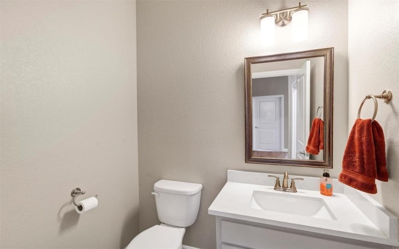 5128 Country Club Drive, Granbury, TX 76049, 4 Habitaciones Habitaciones , ,3 BañosBaños,Residential,En Venta,5128 Country Club Drive,20949559