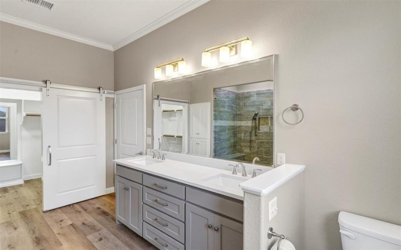 5128 Country Club Drive, Granbury, TX 76049, 4 Habitaciones Habitaciones , ,3 BañosBaños,Residential,En Venta,5128 Country Club Drive,20949559