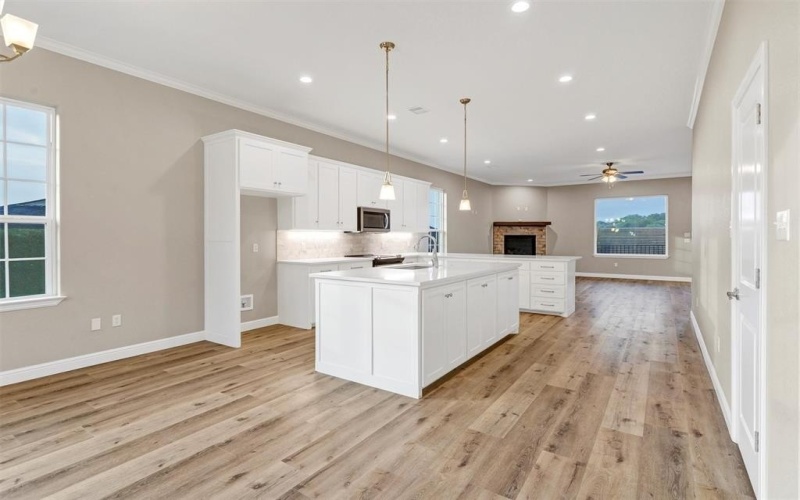 5128 Country Club Drive, Granbury, TX 76049, 4 Habitaciones Habitaciones , ,3 BañosBaños,Residential,En Venta,5128 Country Club Drive,20949559