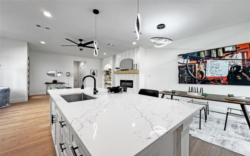 2417 Merlin Street, Dallas, TX 75215, 3 Bedrooms Bedrooms, ,2 BathroomsBathrooms,Residential,For Sale,2417 Merlin Street,20949635