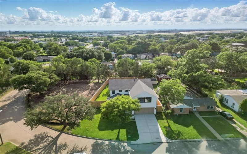 6607 Kenwell Street, Dallas, TX 75209, 5 Bedrooms Bedrooms, ,6 BathroomsBathrooms,Residential,For Sale,6607 Kenwell Street,20950144