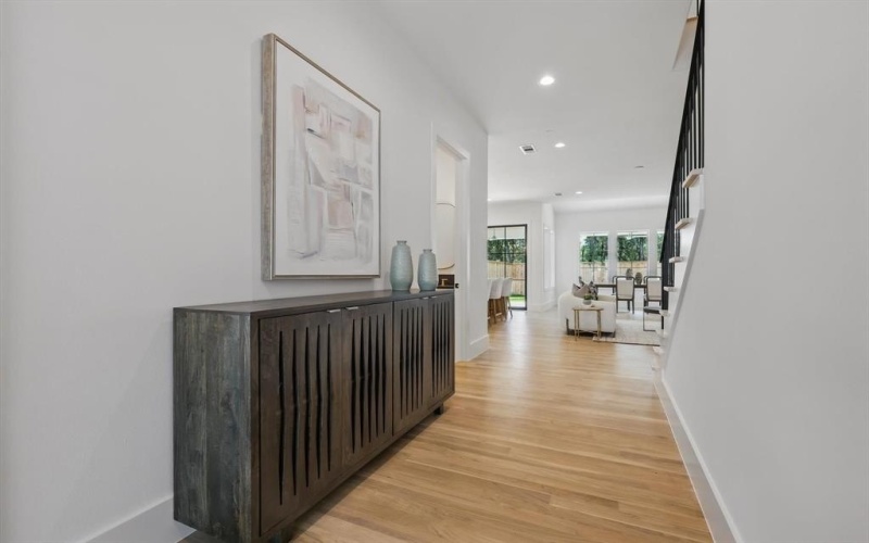 6607 Kenwell Street, Dallas, TX 75209, 5 Bedrooms Bedrooms, ,6 BathroomsBathrooms,Residential,For Sale,6607 Kenwell Street,20950144