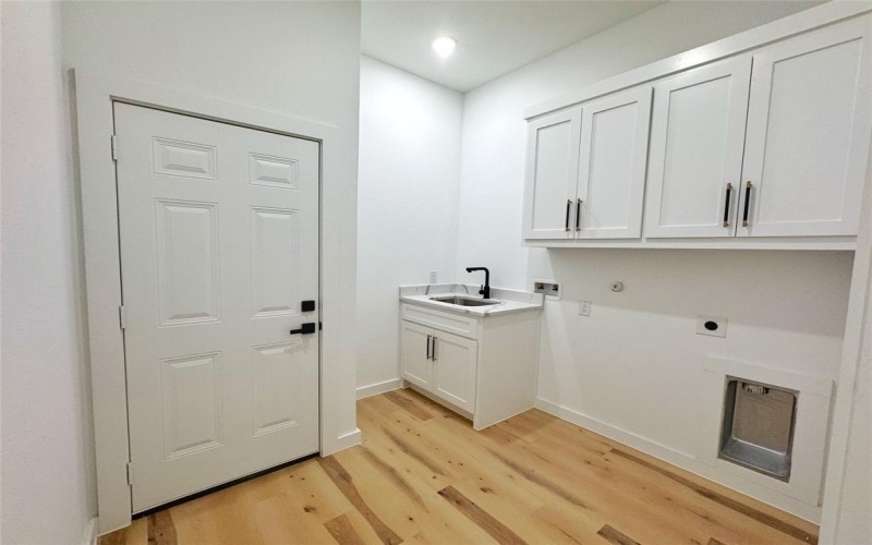 112 Hesed Street, Greenville, TX 75402, 4 Habitaciones Habitaciones , ,2 BañosBaños,Residential,En Venta,112 Hesed Street,20950674