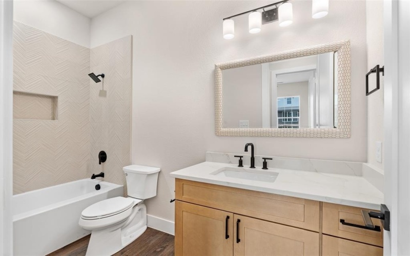 5702 Barkridge Drive, Granbury, TX 76048, 4 Bedrooms Bedrooms, ,3 BathroomsBathrooms,Residential Lease,For Rent,5702 Barkridge Drive,20950753