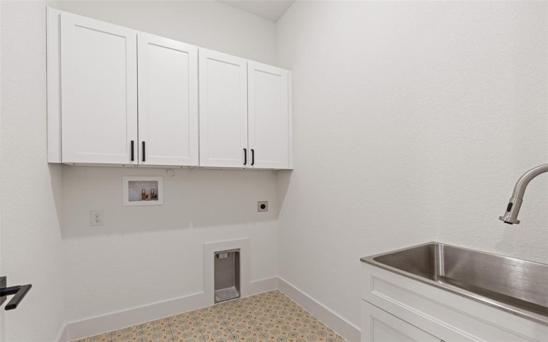 5634 Barkridge Drive, Granbury, TX 76048, 4 Bedrooms Bedrooms, ,3 BathroomsBathrooms,Residential,For Sale,5634 Barkridge Drive,20950763