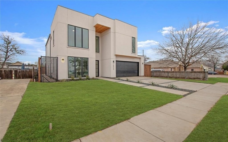 6622 Tyree Street, Dallas, TX 75209, 5 Habitaciones Habitaciones , ,6 BañosBaños,Residential,En Venta,6622 Tyree Street,20951001