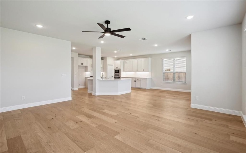 1313 Clearfork Street, Aubrey, TX 76227, 4 Bedrooms Bedrooms, ,2 BathroomsBathrooms,Residential,For Sale,1313 Clearfork Street,20949823