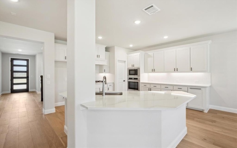 1313 Clearfork Street, Aubrey, TX 76227, 4 Bedrooms Bedrooms, ,2 BathroomsBathrooms,Residential,For Sale,1313 Clearfork Street,20949823