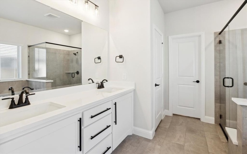 1313 Clearfork Street, Aubrey, TX 76227, 4 Bedrooms Bedrooms, ,2 BathroomsBathrooms,Residential,For Sale,1313 Clearfork Street,20949823