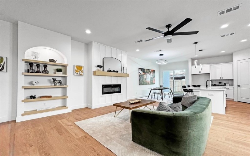 2419 Merlin Street, Dallas, TX 75215, 3 Bedrooms Bedrooms, ,2 BathroomsBathrooms,Residential,For Sale,2419 Merlin Street,20951014