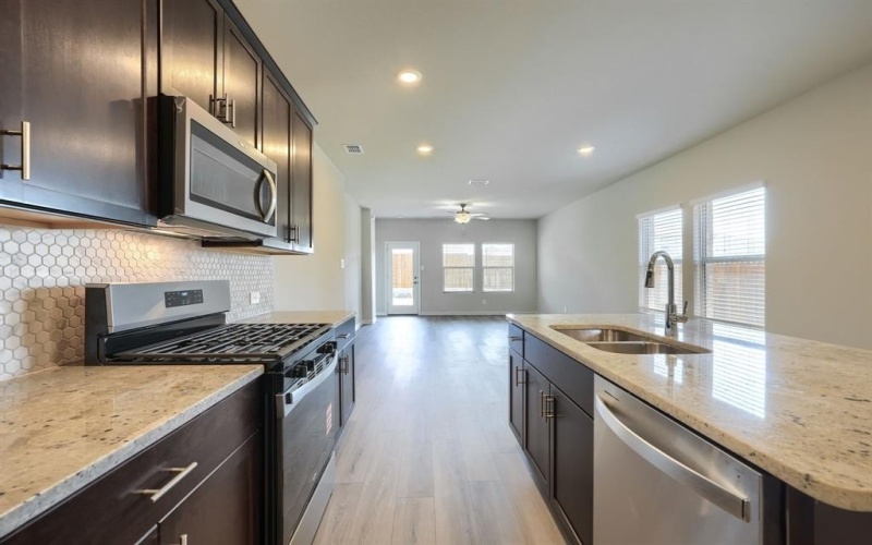 511 Ezra Lane, McKinney, TX 75069, 4 Bedrooms Bedrooms, ,2 BathroomsBathrooms,Residential Lease,For Rent,511 Ezra Lane,20951057