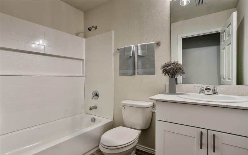 2804 Pecan Park Drive, Denton, TX 76208, 3 Bedrooms Bedrooms, ,2 BathroomsBathrooms,Residential,For Sale,2804 Pecan Park Drive,20950308