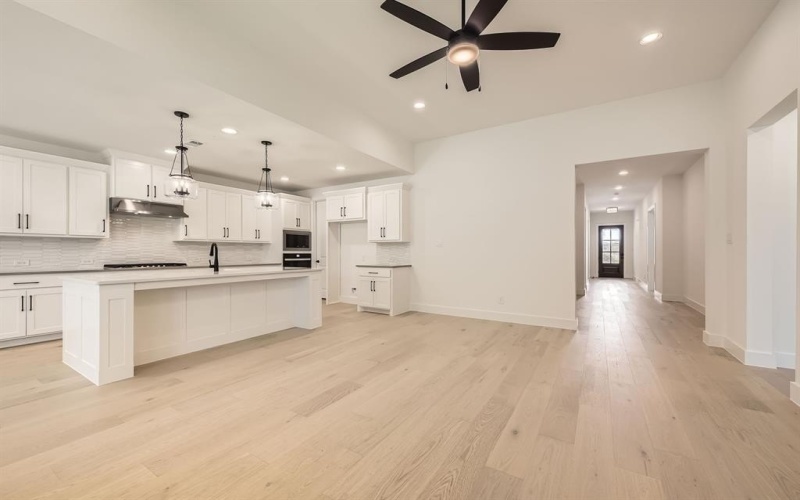 11154 Canopy Trail, Justin, TX 76247, 4 Habitaciones Habitaciones , ,3 BañosBaños,Residential,En Venta,11154 Canopy Trail,20951482