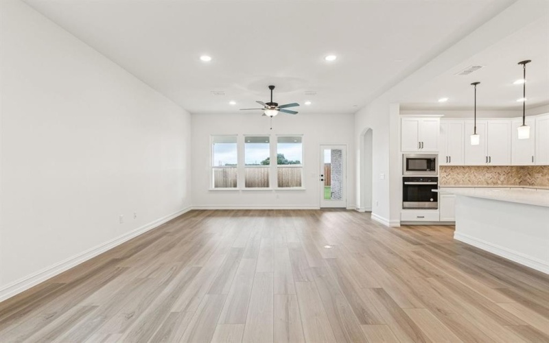 3025 Tophill Drive, Celina, TX 75009, 5 Bedrooms Bedrooms, ,5 BathroomsBathrooms,Residential,For Sale,3025 Tophill Drive,20950350