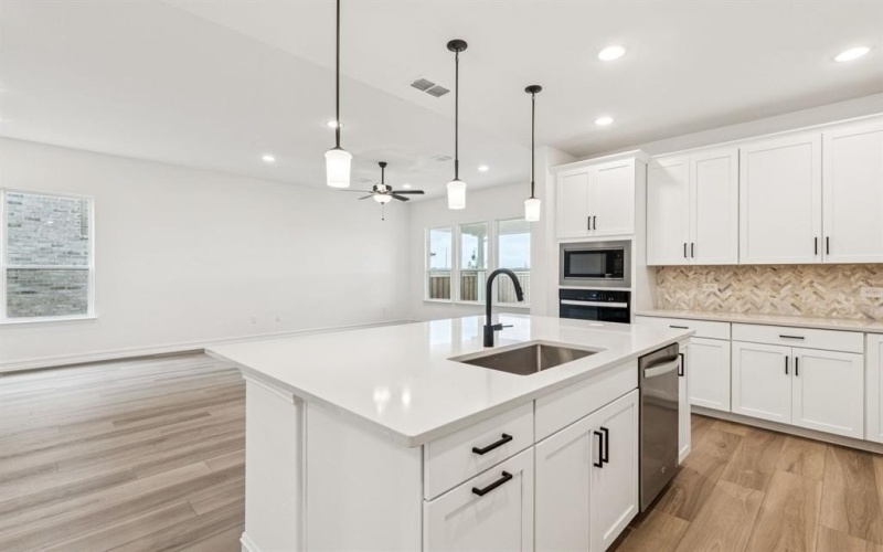 3025 Tophill Drive, Celina, TX 75009, 5 Bedrooms Bedrooms, ,5 BathroomsBathrooms,Residential,For Sale,3025 Tophill Drive,20950350