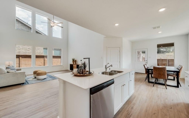 2716 Brushy Lake Drive, Fort Worth, TX 76179, 4 Habitaciones Habitaciones , ,3 BañosBaños,Residential,En Venta,2716 Brushy Lake Drive,20950359