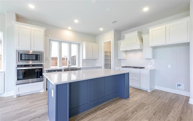 2207 Morris Street, Rockwall, TX 75087, 4 Bedrooms Bedrooms, ,5 BathroomsBathrooms,Residential,For Sale,2207 Morris Street,20951859