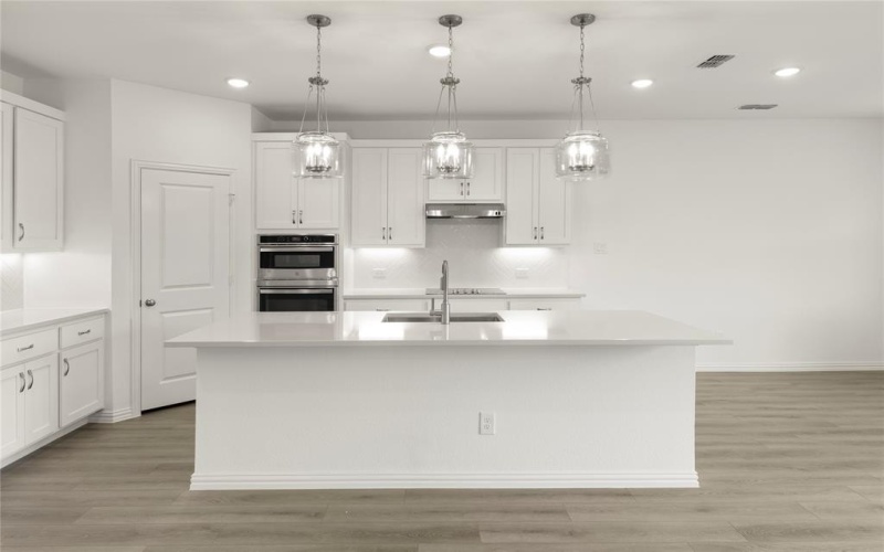 713 Roanoke, Princeton, TX 75407, 5 Bedrooms Bedrooms, ,3 BathroomsBathrooms,Residential,For Sale,713 Roanoke,20950560
