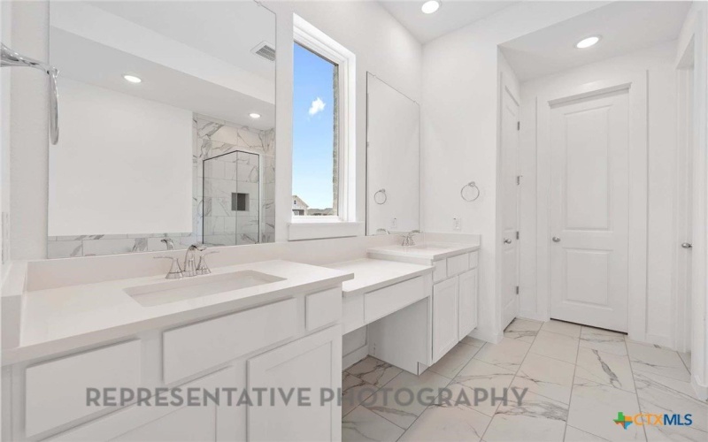 2974 Mckinnie Park, Bulverde, TX 78163, 5 Bedrooms Bedrooms, ,5 BathroomsBathrooms,Residential,For Sale,2974 Mckinnie Park,581628