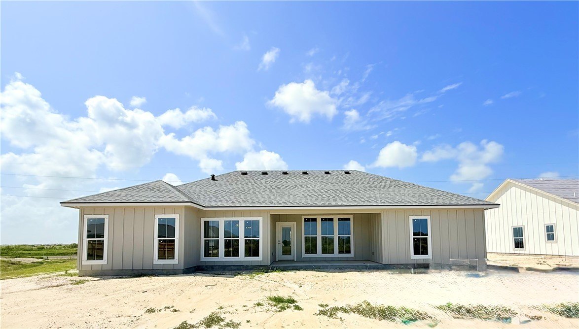 122 McLead, Rockport, TX 78382, 4 Habitaciones Habitaciones , ,2 BañosBaños,Residential,En Venta,122 McLead,455823