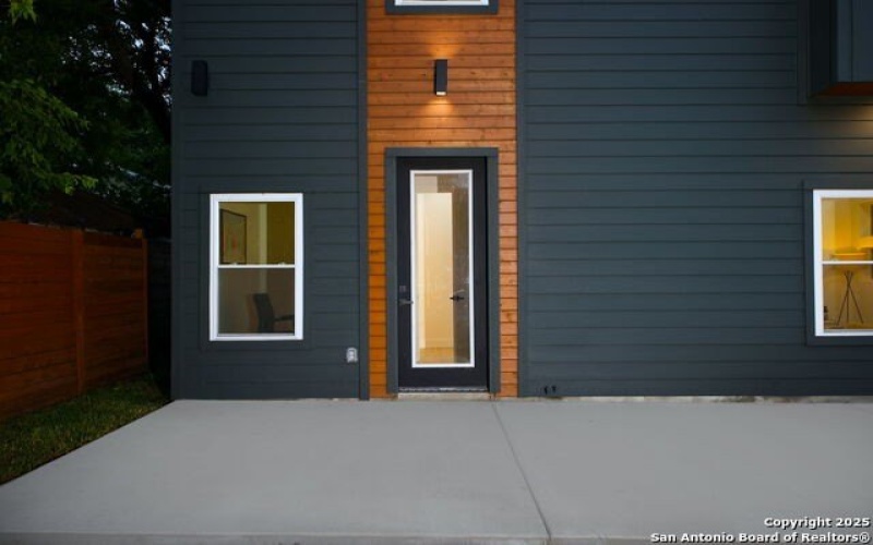514 Dakota #3, San Antonio, TX 78203, 2 Bedrooms Bedrooms, ,2 BathroomsBathrooms,Residential,For Sale,514 Dakota,1871387